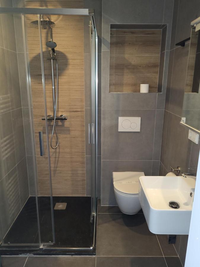 Hotel Guesthaus à Dudelange Extérieur photo