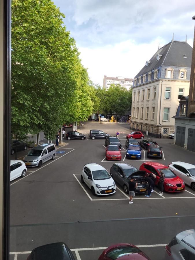 Hotel Guesthaus à Dudelange Extérieur photo