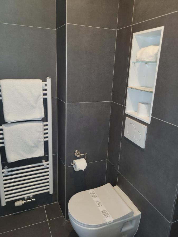 Hotel Guesthaus à Dudelange Extérieur photo
