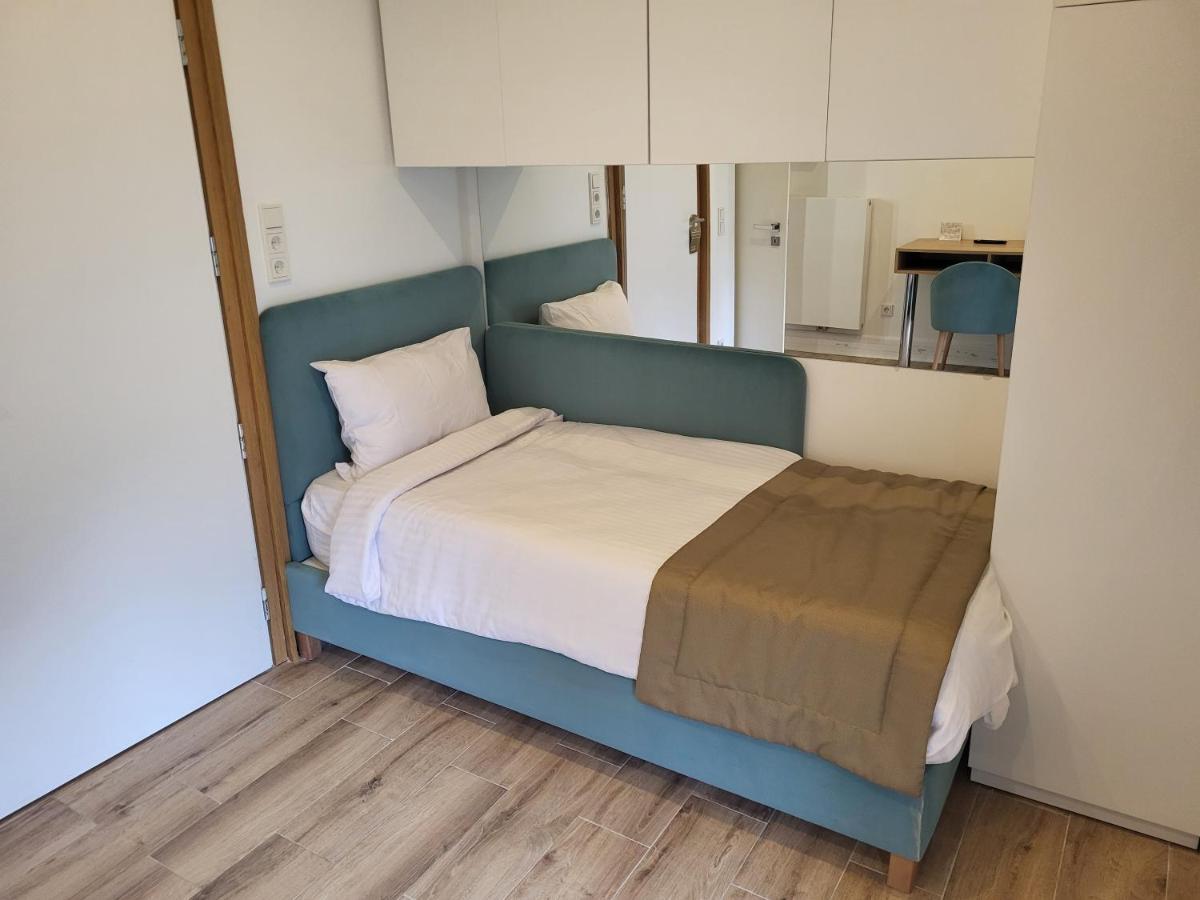 Hotel Guesthaus à Dudelange Extérieur photo